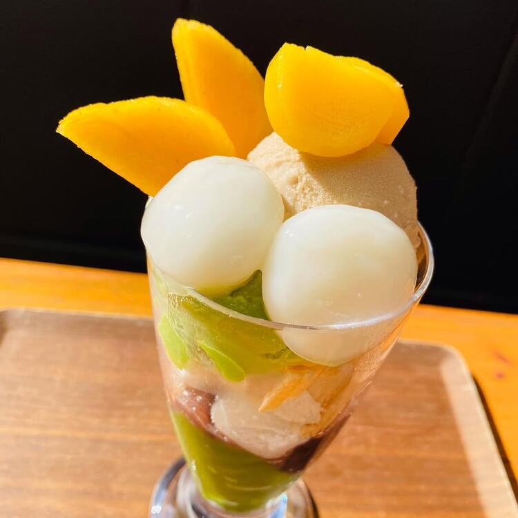 丁寧に手づくりしたこだわりスイーツを提供