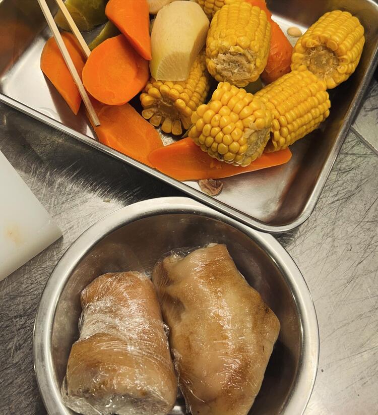 ミシュラン掲載店の誇りを持って活躍◎