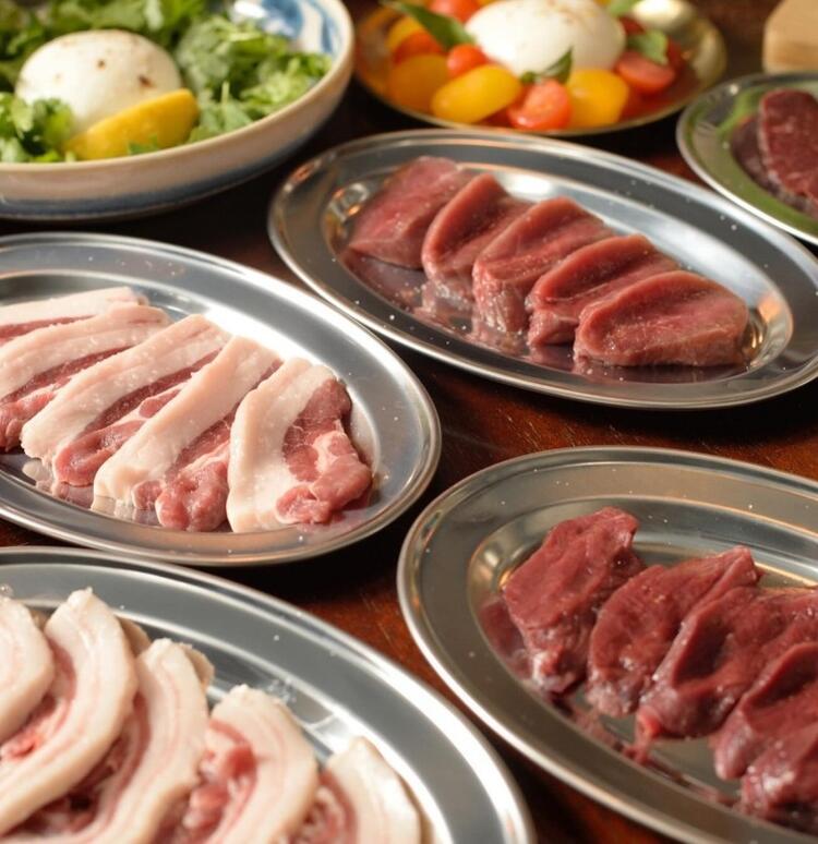 ホールスタッフを積極的に採用しています◎