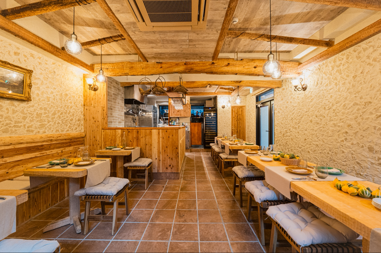 姉妹店ビストロラトラス