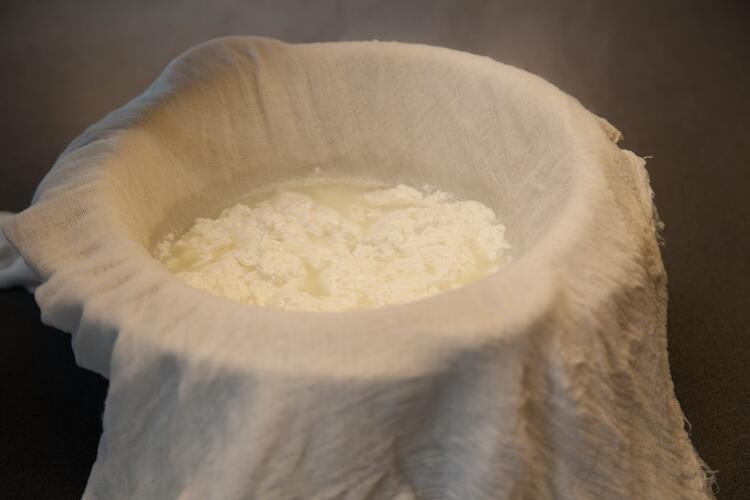 最上の大豆と水で作る自家製豆ふ料理