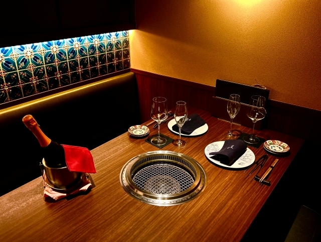 大正モダンがテーマの店内