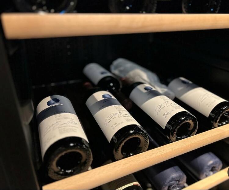 経験豊富なソムリエからも学べます