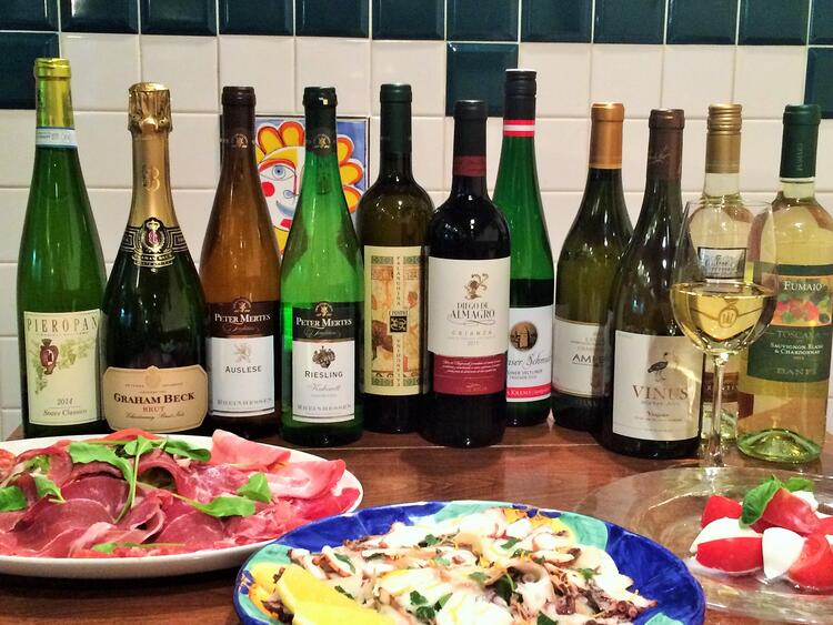 各国ワインも豊富に扱っています。