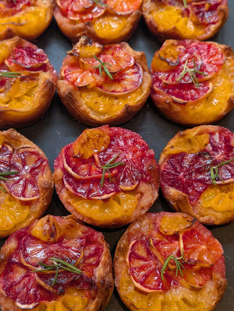 素材にこだわった手作りパンをご提供◎