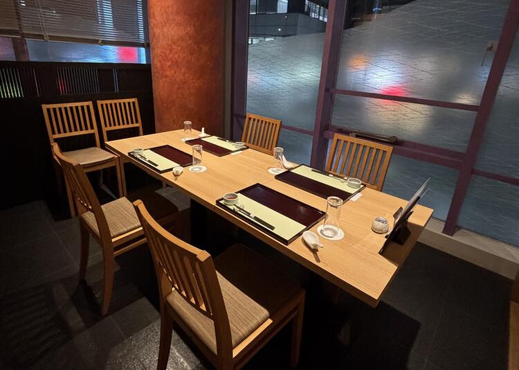 人数に合わせて個室は8〜10種類ご用意