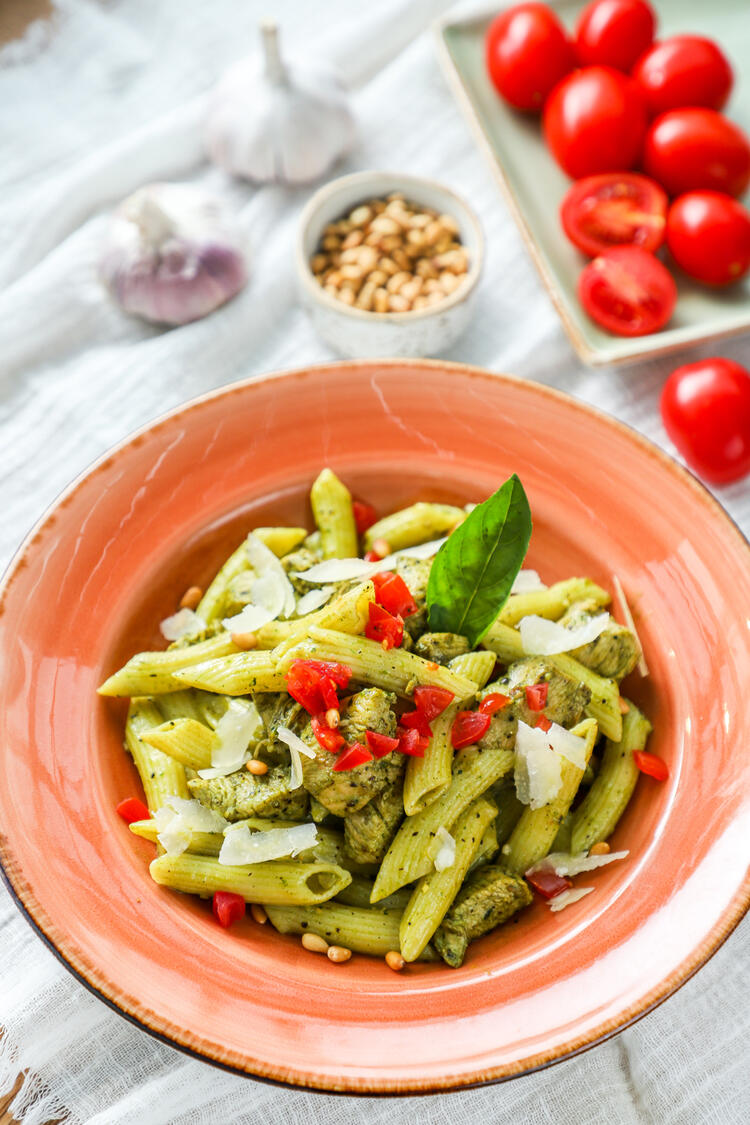 母体はスイスの世界的企業！基盤安定★