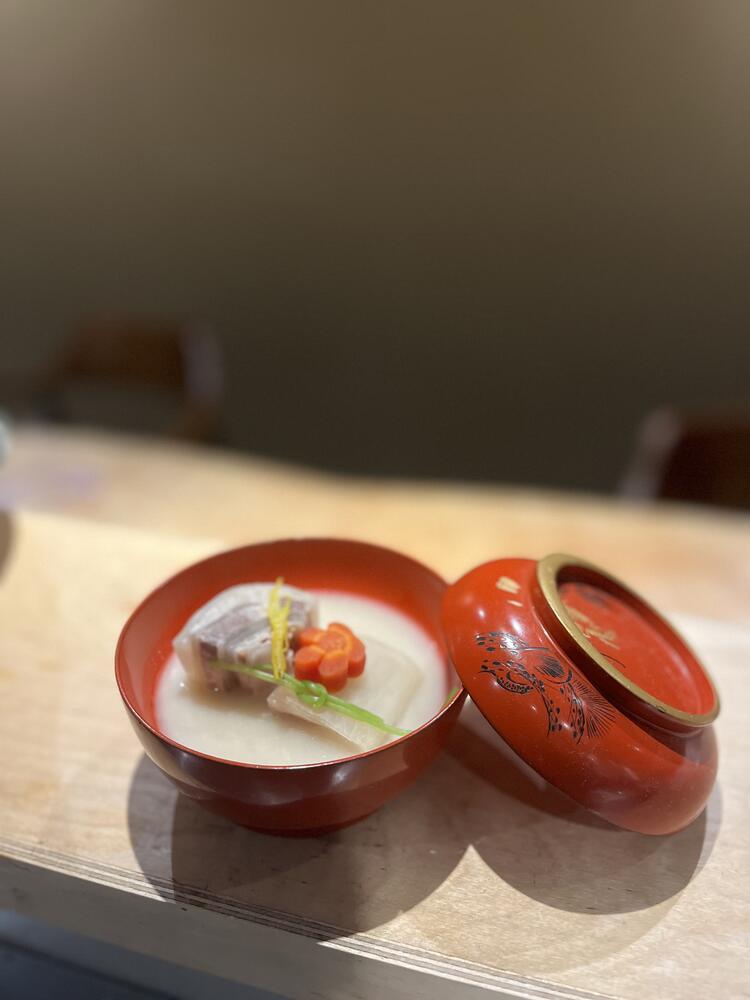 鮮魚を中心としたメニューが自慢