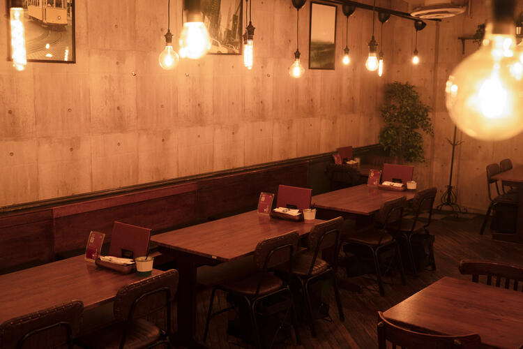 店内は落ち着いた雰囲気