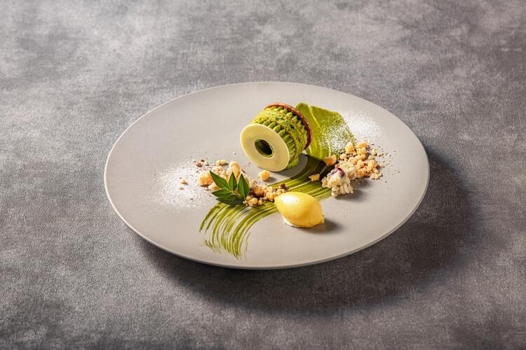 一皿に想いを込めてゲストに届けます