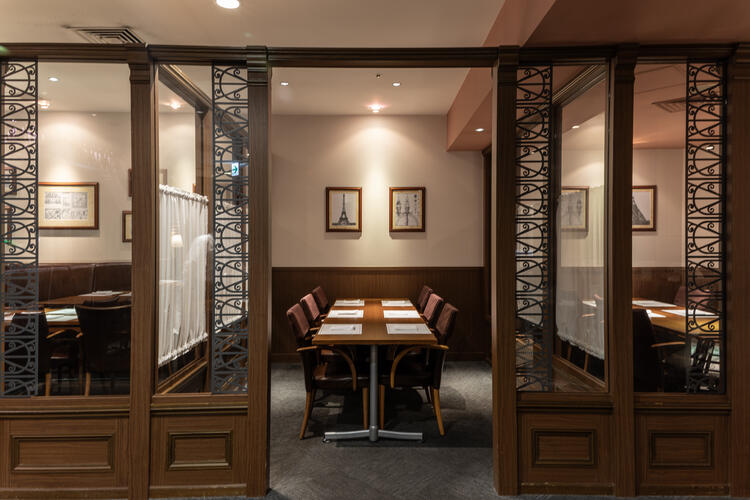 スタイリッシュで落ち着いた空間に