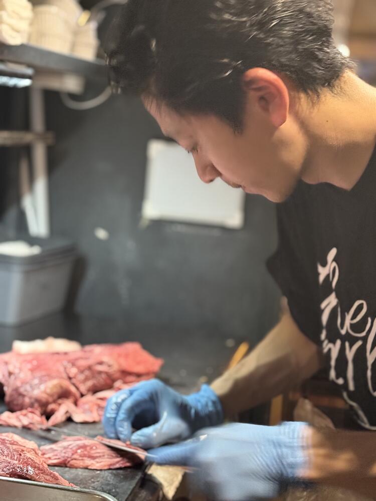 13時～16時が仕込み・17時から営業！