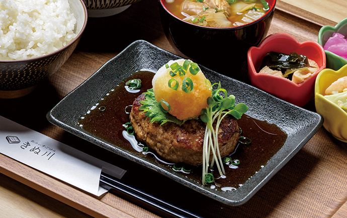 定食はハンバーグが大人気