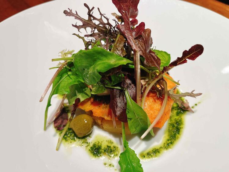 コンセプトは“創作地中海×和”のコラボ