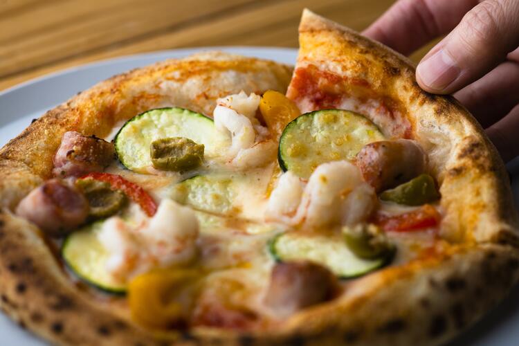 人気のピザ・カプリチョーザ