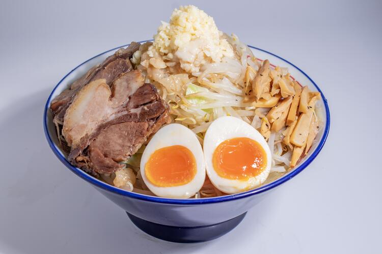 麺はこだわりの自社製です！