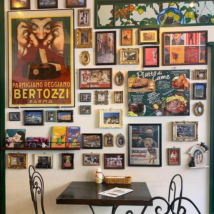 イタリアを感じる店内
