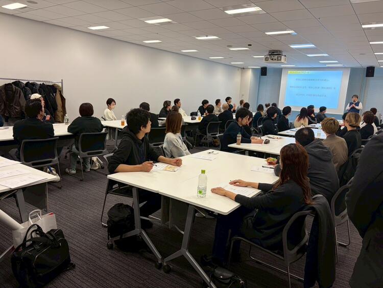 社内セミナーや研修もしっかり行っています