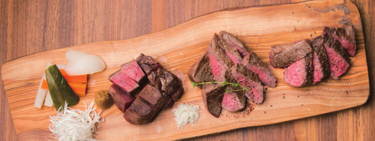 こだわりの佐賀牛の熟成ステーキ