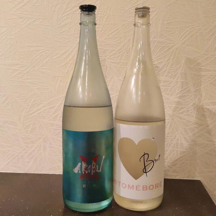 日本酒やワインなどお酒も充実