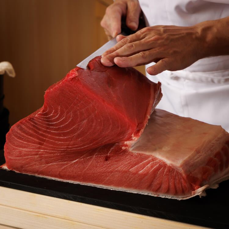 新しいビルの2階※写真はイメージ