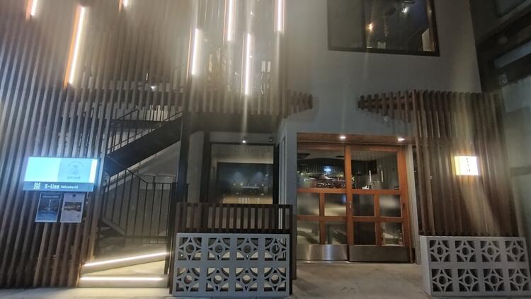 栄町だと思えない外観