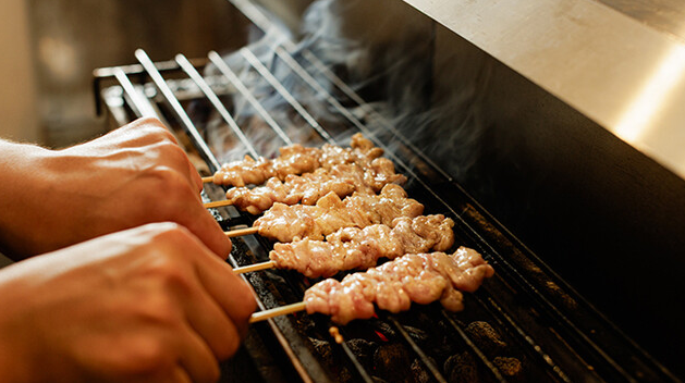 本格炭火焼き鳥の技術を学ぶ！