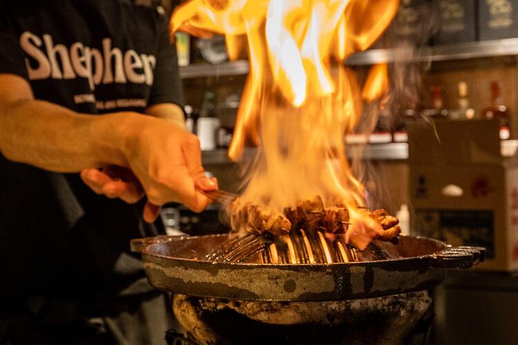 盛り上がるパフォーマンスも！