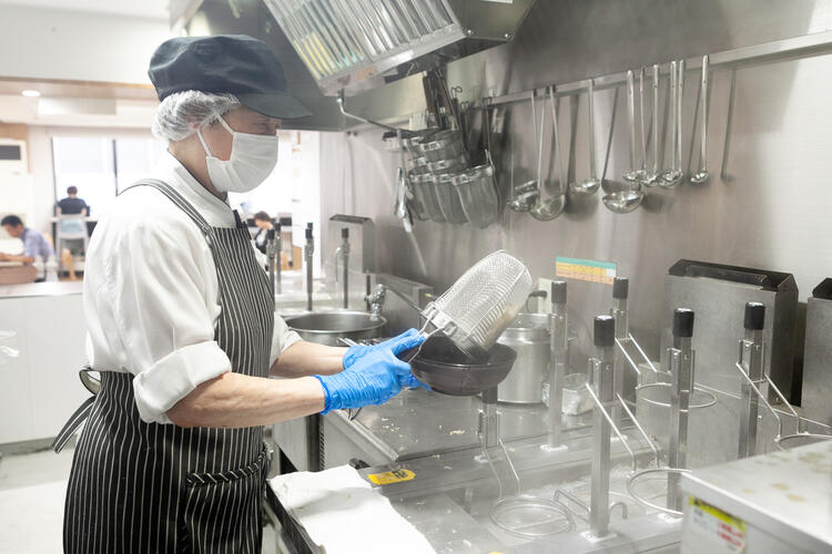 業績好調★正社員積極採用中！