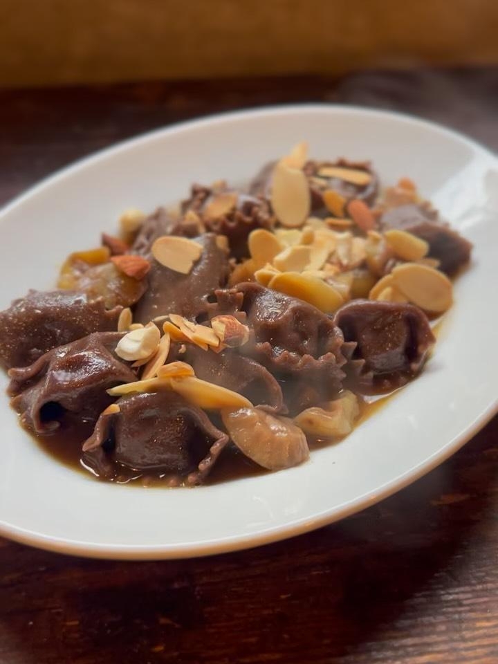 メニュー開発はキッチン全スタッフで