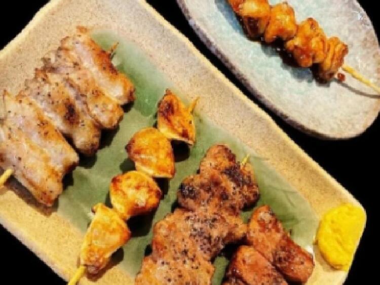 炭火で焼く極上串焼