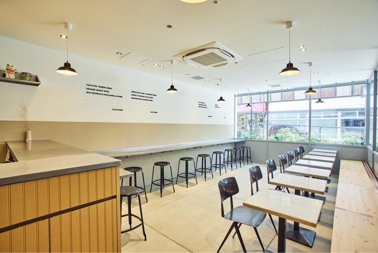 日常使いを意識したカフェのような蕎麦店！