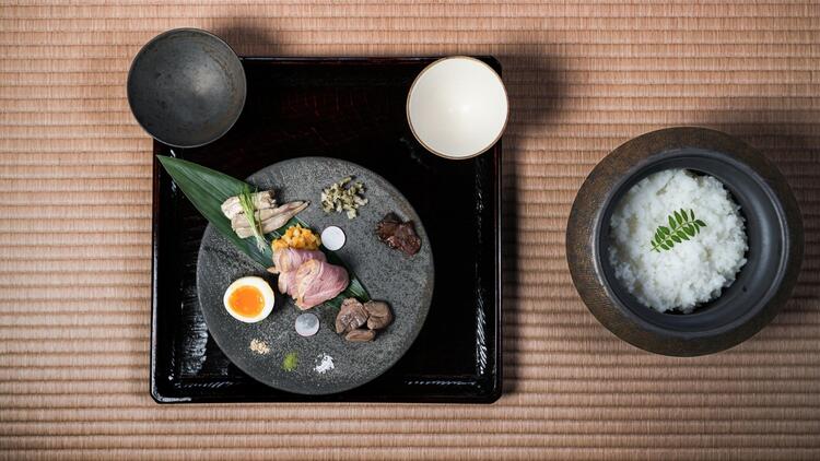 紀州鴨を使用した滋味深い味わいの鴨粥＊