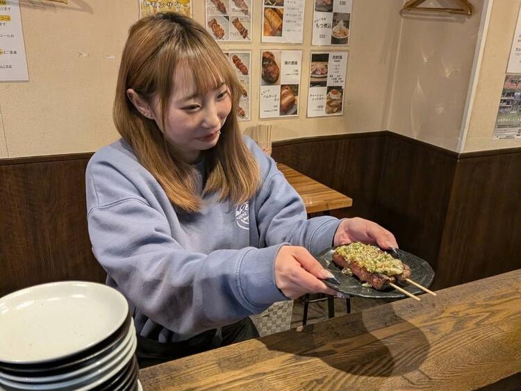 カウンター越しに笑顔が見られます◎