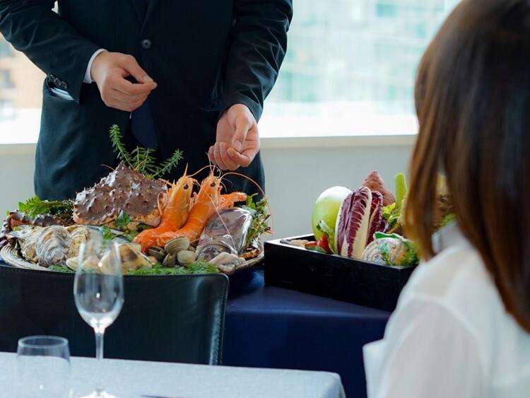 ワインの品揃えも豊富