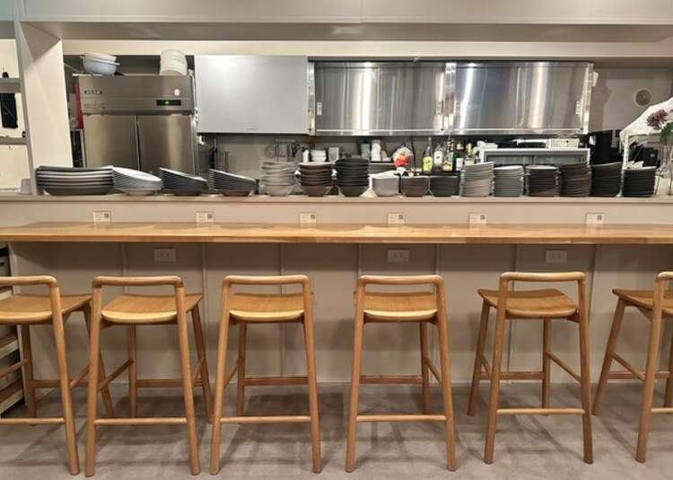 新宿駅より徒歩2分の好立地☆彡