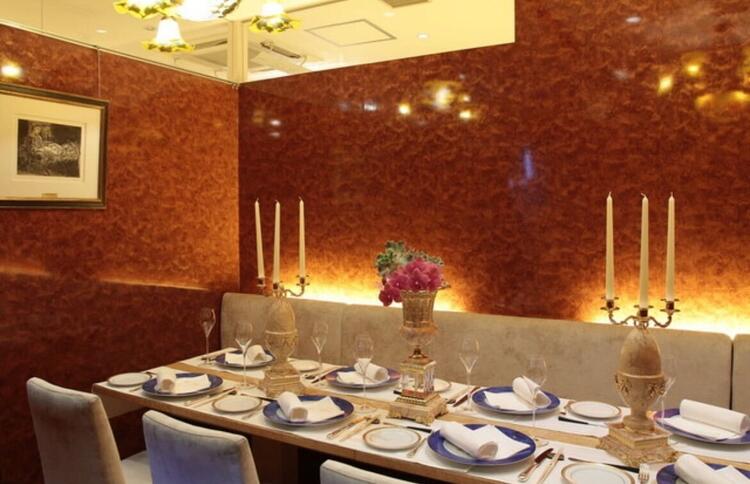 正社員ホールスタッフ積極採用中♪