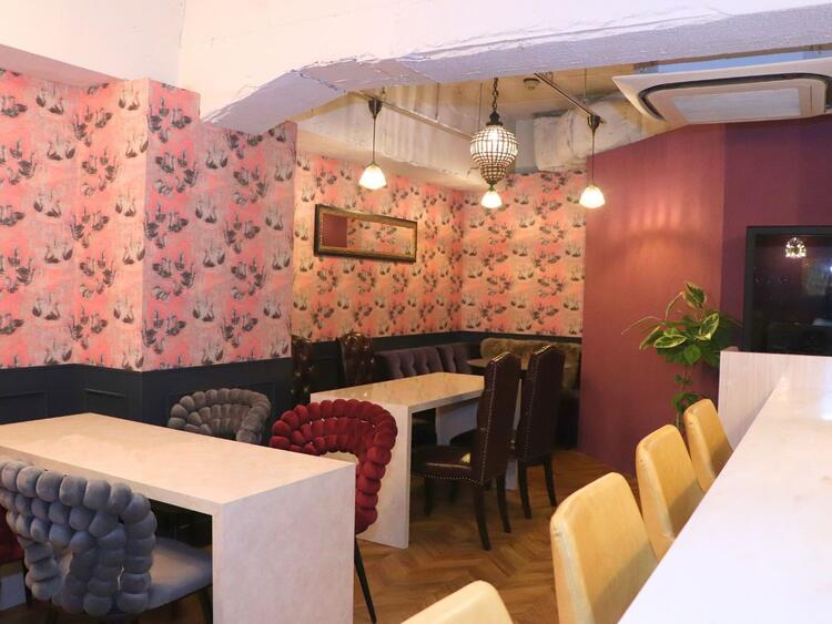 テーブル席2　※店内