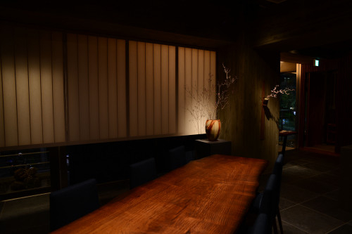 大人の隠れ家的な上質空間