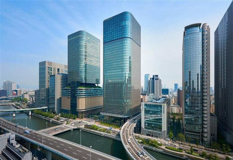 世界的ブランドでキャリアUP★