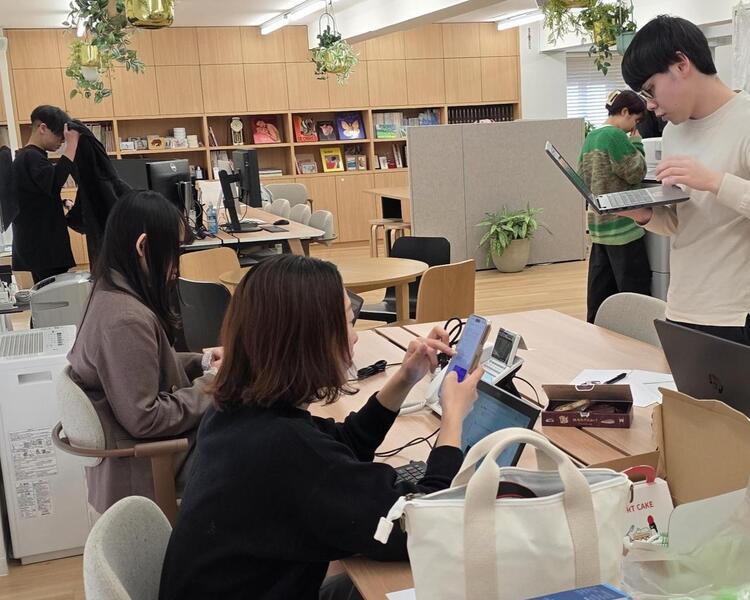 メディアの編集部との連携も