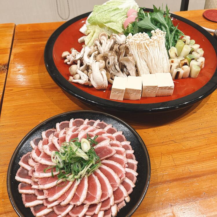 奥座敷で鍋の予約もお受けします