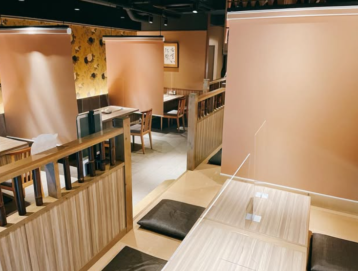 大人の隠れ家のような落ち着いた空間