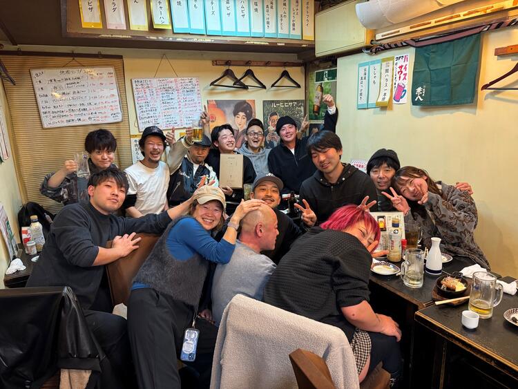 社員13名！バイト23名！