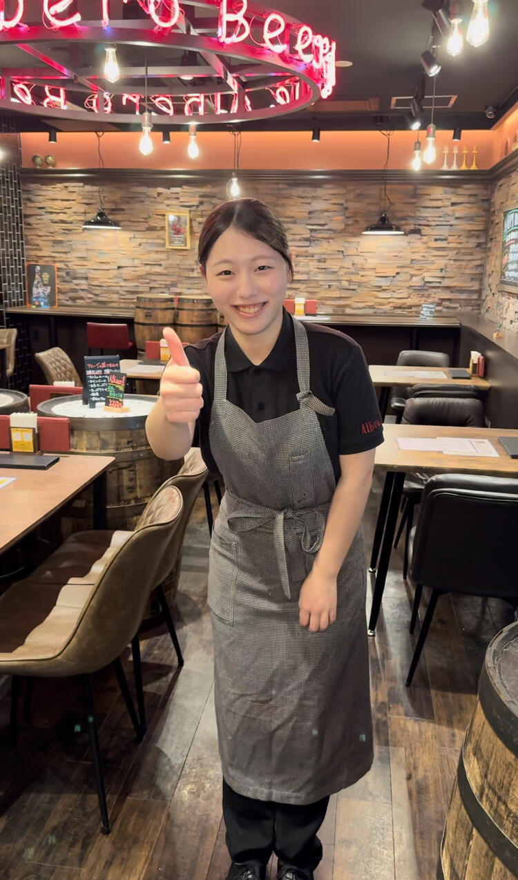 先輩スタッフがしっかり教えてくれます♪