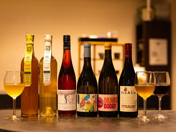 お酒についても一から学べる環境◎