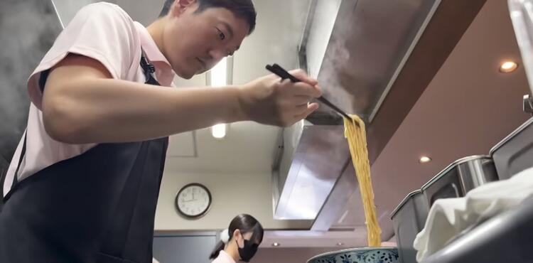 土日のみも歓迎☆