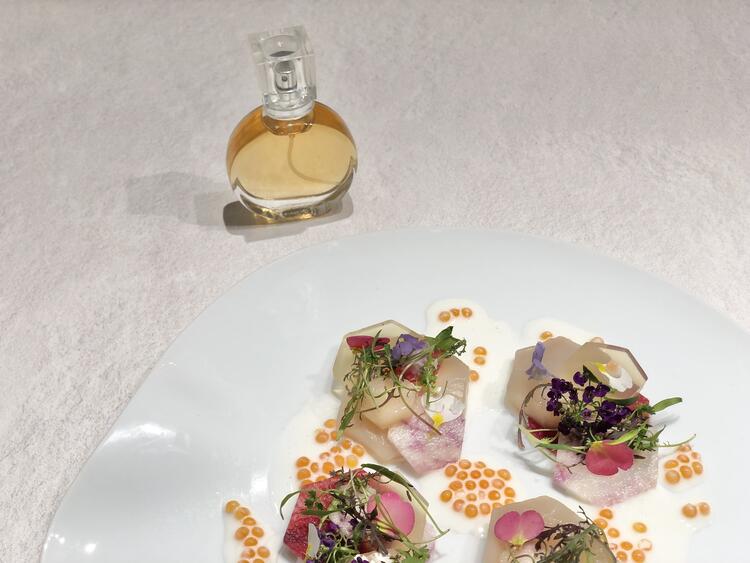 30～50代の落ち着いたお客様が中心