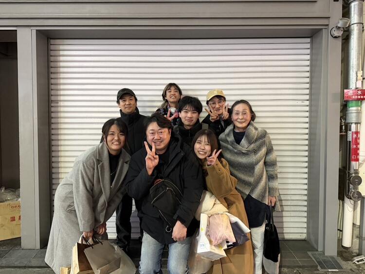 店長もスタッフと世間話をしたり仲良し♪