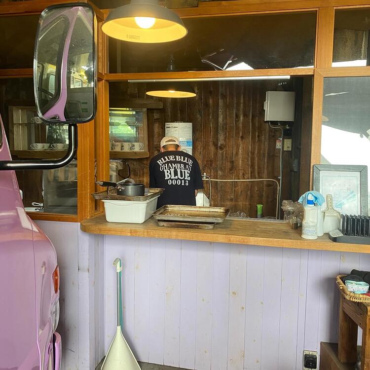 接客はカウンター越しに☆